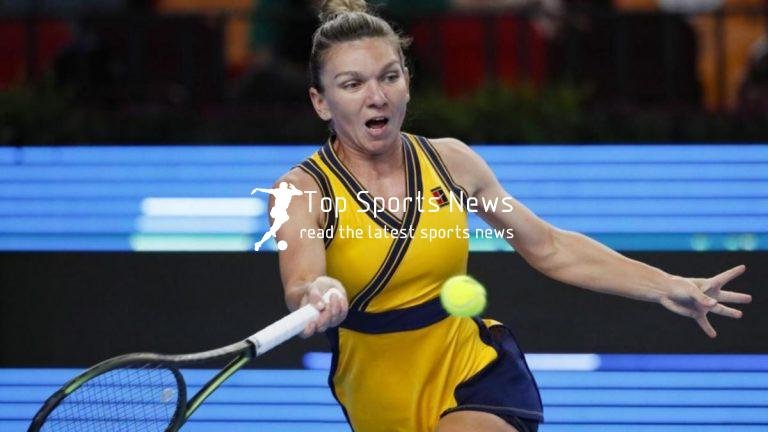 Halep into last eight in Moscow