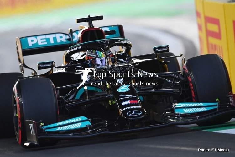 Jeddah FP1: Advantage Hamilton and spicy Mercedes