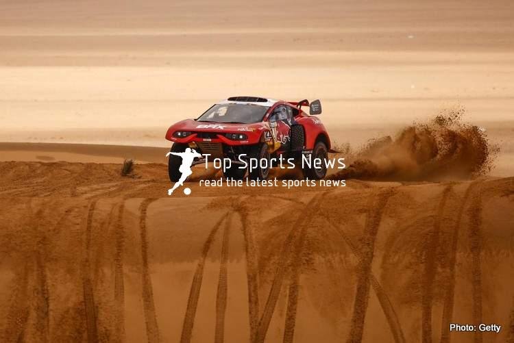 Dakar Stage 2: Loeb wins, closes on Al Attiyah